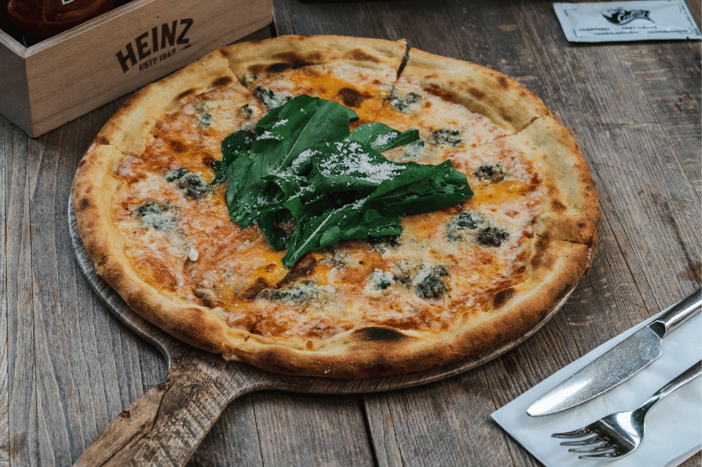 4 Peynirli Pizza